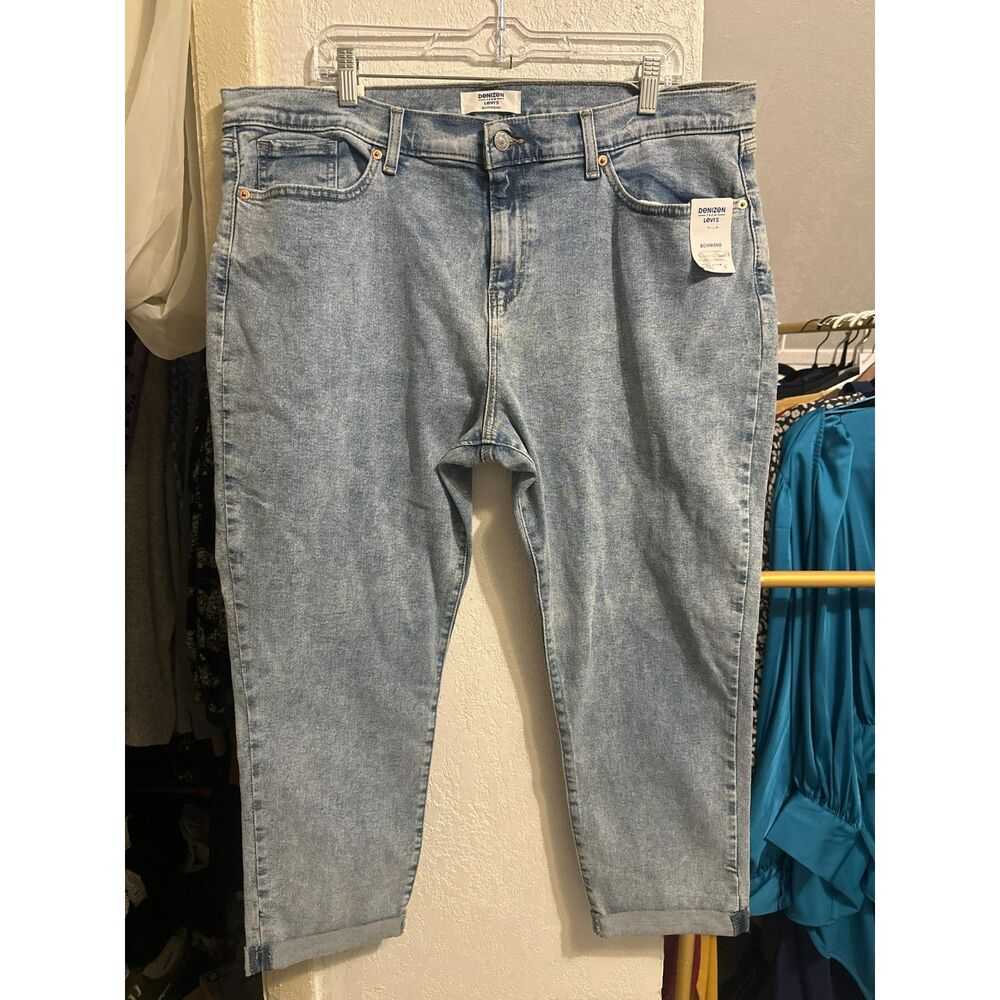 Denizen by Levi’s Boyfriend Jeans Women’s Light Wash Relaxed Denim